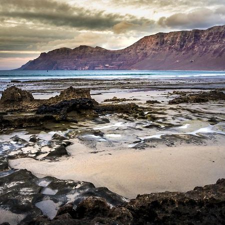 Famara Surf Apartment Екстериор снимка